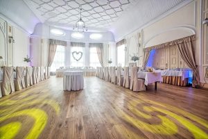 Restaurant Apeldoorn interieur met gerechten - ontdek de smaak van Apeldoorn in een sfeervolle culinaire setting met Nederlan